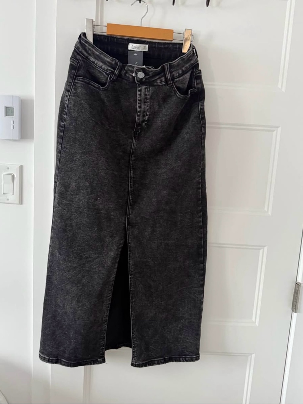 High-Waist Black Denim Midi Skirt with Front Slit